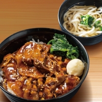 豚カルビ焼肉丼ミニうどんセット