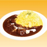 洋食屋のビーフシチューオムライス